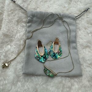 Kendra Scott Kinsleu Abalone Earrings and Dean necklace Set